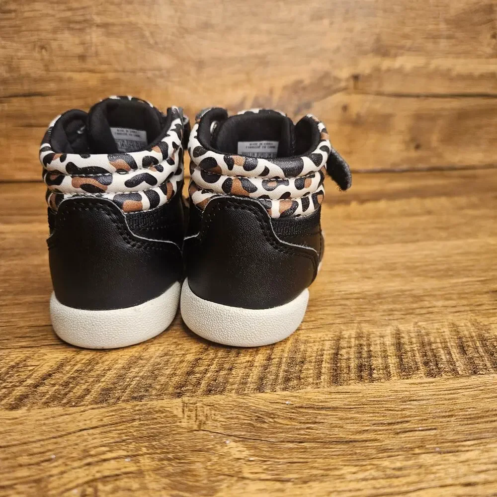 Reebok Black Leopard print high top hook loop sneaker size 5